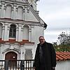 Andreas Sturm, alt-katholischer Pfarrer der Gemeinden Singen und Sauldorf-Meßkirch, vor der Liebfrauenkirche, in der die alt-katholische ...