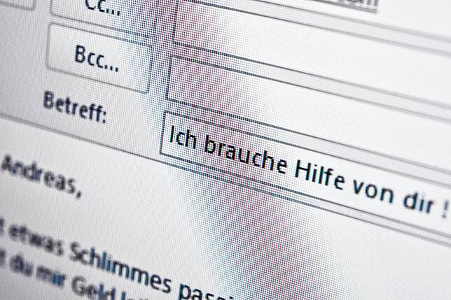 Wenn die Internetbekanntschaft mit Geld- oder anderen Hilfsforderungen daherkommt, sollten die Alarmglocken schrillen &ndash; erst ...