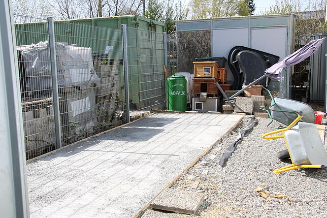 Hinter dem Tierheim Radolfzell soll eine neue Hütte entstehen, um Platz zu schaffen.