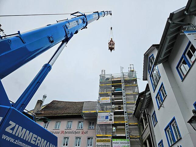 Bild 15: Das untere Tor hat einen neuen Glockenturm! Das sind die spektakulärsten Bilder der Montage