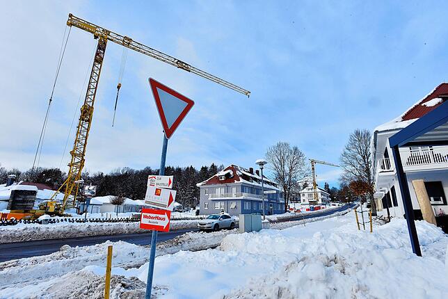 Baukranen werden auch in den kommenden Jahren das neue Stadtviertel am Buchberg prägen.