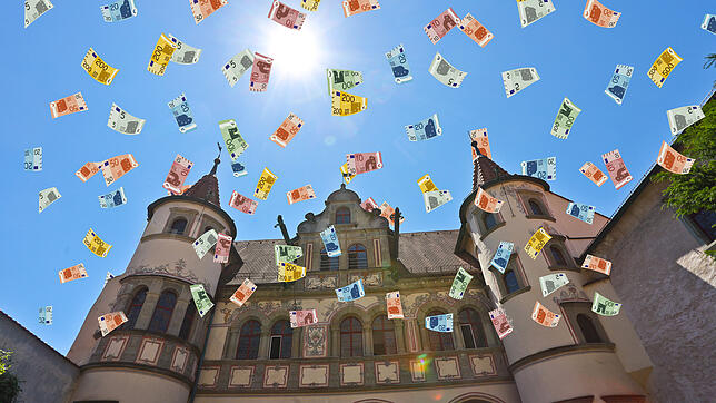 Geldregen? Darauf sollte Konstanz besser nicht warten. Denn nicht nur die Schulden steigen rasant an, sondern auch die Darlehnszinsen. ...