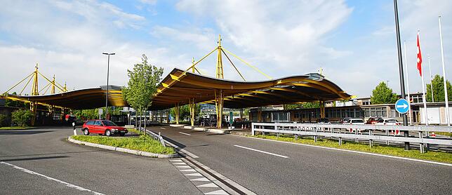 Die Gemeinschaftszollanlage Kreuzlingen-Konstanz aus Richtung Deutschland. Die Lockerungen machen sich hier bemerkbar. Auf deutscher ...