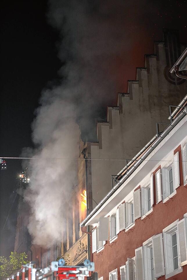 Bild 14: Großbrand in der Konstanzer Altstadt: Bilder vom größten Feuerwehreinsatz seit Jahren