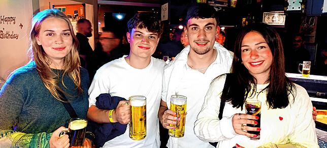 Bild 5: 7 Bands, 7 Kneipen: So ausgelassen feierte Waldshut bei der 12. Musiknacht