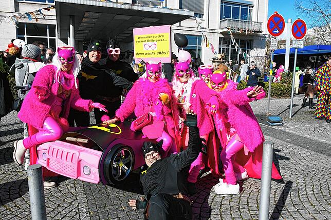 Bild 20: Singen feiert den Schmotzigen Dunschdig: Die besten Bilder vom Rathaussturm!