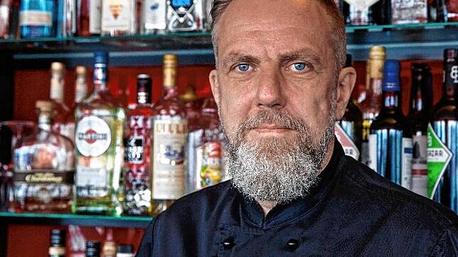 Ralf Felder, Koch und Inhaber des Restaurants Felders, steckt in den Vorbereitungen: Ab Dezember will er seinen Mitarbeitern und ...