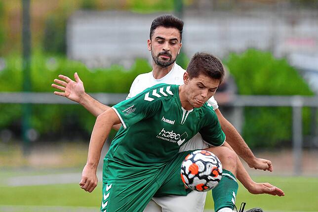 Bild 8: Spvgg. Untermünstertal siegt gegen FC Erzingen mit 2:1 &ndash; und wir haben Bilder!