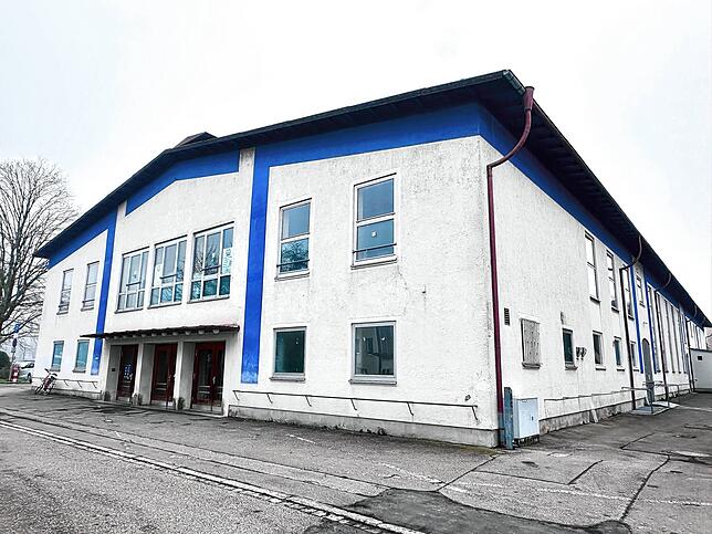 Die alte Turn- und Festhalle an der Scheffelstraße ist ein Nachkriegsbau. Abriss und Neubau stehen seit Jahren auf der Agenda.