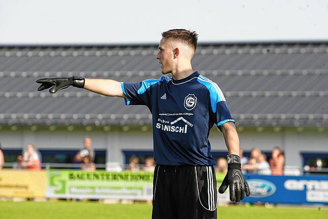 Bild 10: Aufsteiger SV Waldhaus gewinnt gegen den FC Grießen mit 2:1 &ndash; und wir haben die Bilder!