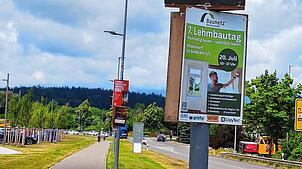 Die Plakatierung in der Pfullendorfer Innenstadt muss geändert werden. Die Plakate verschandeln das Stadtbild.