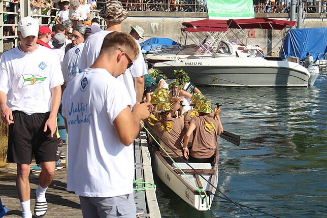 Bild 12: Die besten Bilder vom Drachenboot-Cup beim Seehasenfest (2)