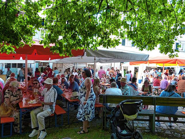 Bild 20: Lindenfest wieder einmal ein voller Erfolg