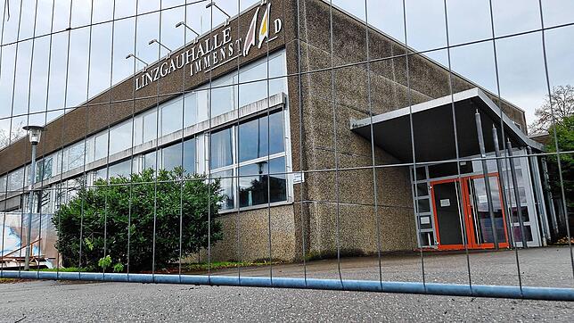 Die Linzgauhalle ist gesperrt und muss dringend saniert werden.