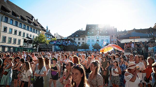 5500 Menschen feierten 2022 den Auftakt von Stars in Town in Schaffhausen (Archivbild). Für den ersten Tag 2023 wurden nun bereits 6000 ...