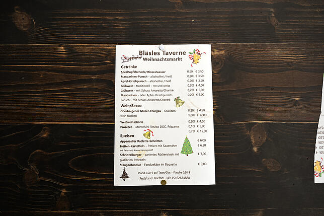 Preistafel bei Bläsles Taverne in der Nähe des Konzils