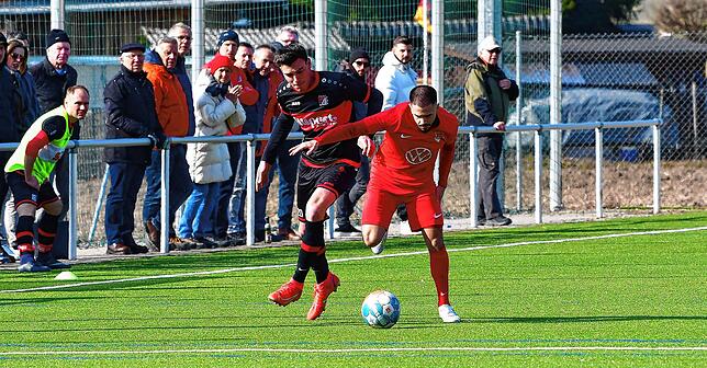 Bild 8: FC Tiengen 08 dreht die Partie zum 2:1-Sieg gegen den FC RW Weilheim &ndash; und wir haben Bilder!