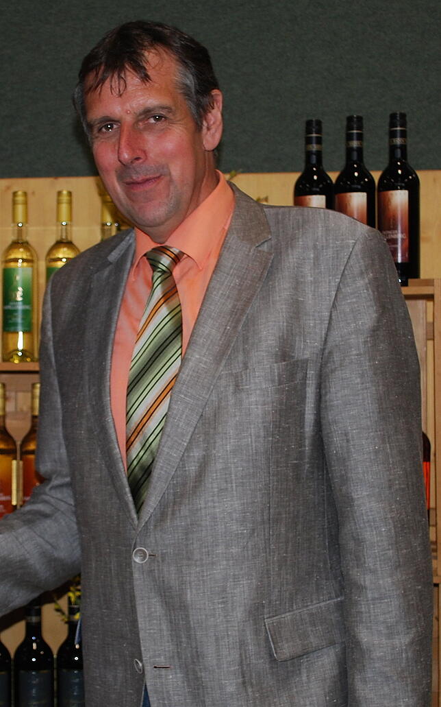 Martin Stoll will gemeinsam mit den Verantwortlichen vom Winzerfestausschuss ein neues Konzept für das Winzerfest in Erzingen erarbeiten.