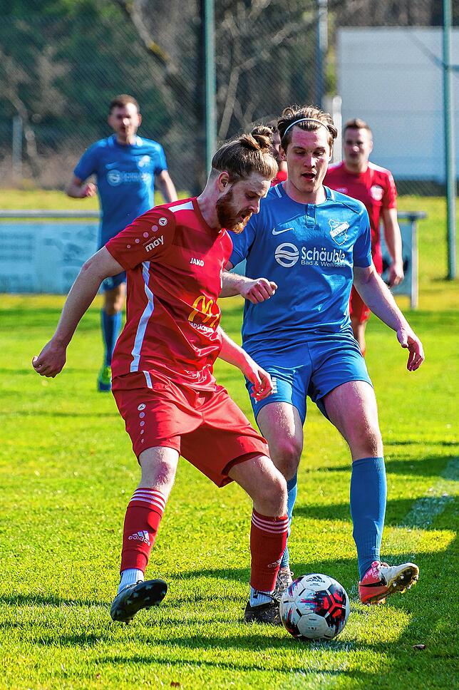 Bild 37: TuS Efringen-Kirchen gelingt ein 3:1 im Abstiegskampf beim FC Wallbach &ndash; und wir haben Bilder!