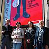 Präsentieren schon einmal die neue Sonderausstellung im Stadtmuseum (von links): Erik Hörenberg (Fachbereichsleiter Kultur), ...
