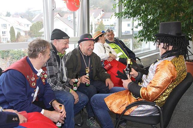 Bild 41: Schmotziger Donnerstag in Mühlingen: Unvergessliche Momente in einzigartigen Bildern!