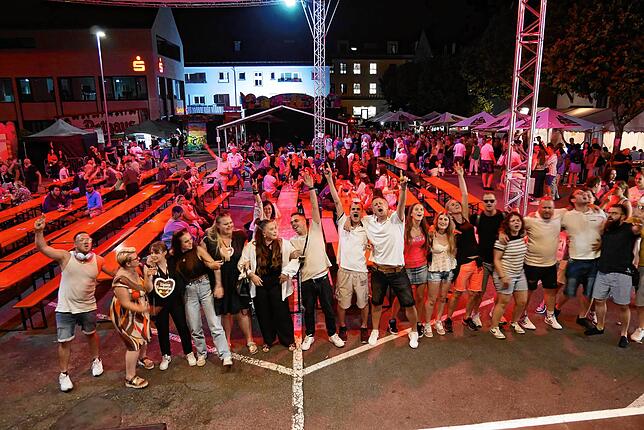 Bild 10: Die schönsten Bilder von der Schwyzertags-Ü30-Party