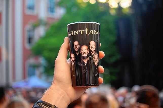 Bild 10: Santiano rocken auf dem Schlossplatz (Teil 2)