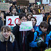 Bei den "Fridays for future"-Demonstrationen in Konstanz, hier vor einer Woche, laufen auch Singener Schüler mit. Bisher hält sich das ...