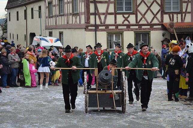 Bild 34: Eigeltinger Narrentage: Der Sonntagsumzug in Bildern (4)