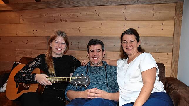 Sandrine Brunk, Jessica Bauhuber und Mathias Netzhammer sind Geschwister-Act aus Klettgau.
