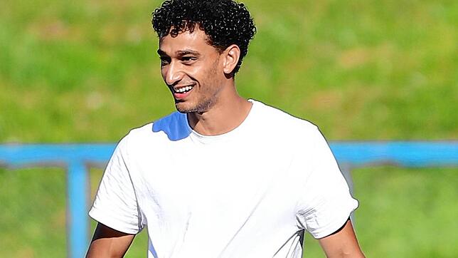 Gute Laune herrscht derzeit bei Spielertrainer Adel Grimm und seinem SC Konstanz-Wollmatingen. Am Samstag ist die SG ...