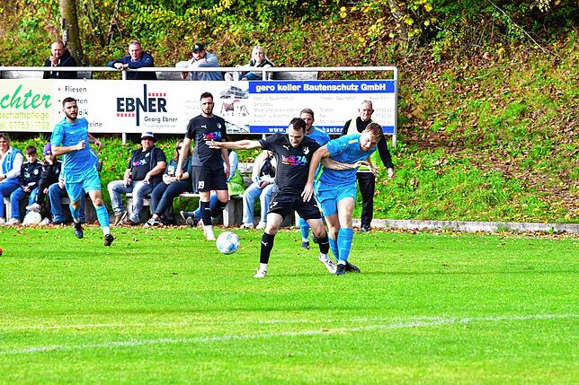 Bild 11: FC Wittlingen gewinnt Spitzenspiel beim SV Buch mit 3:0 – und wir haben Bilder!