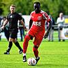 Alieu Sarr vom FC Königsfeld trägt den Spitznamen Kanté. Seine Laufbereitschaft zeichnet ihn aus. Für ihn ist der Spaß am Fußball am ...
