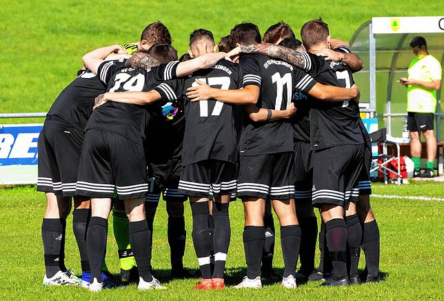 Bild 3: SV Rheintal siegt mit 3:0 beim SV Obersäckingen &ndash; und wir haben Bilder!