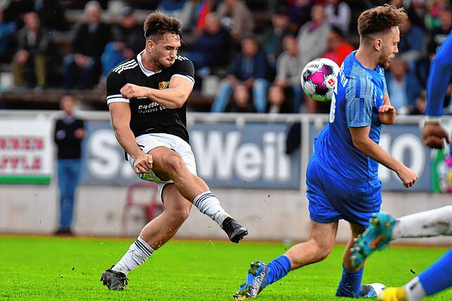 Bild 25: SV 08 Laufenburg fehlen beim 2:2 im Derby beim SV Weil vier Minuten zum Sieg &ndash; wir haben Bilder!