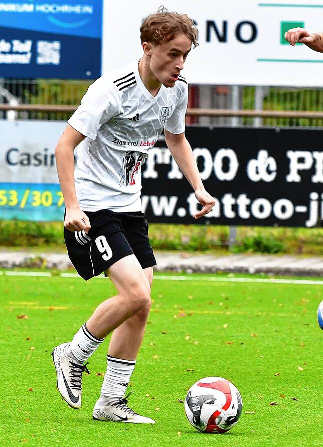 Sein Tor reicht nicht: Noel Ciarmiello – hier ein Archivfoto – brachte den SV Obersäckingen brachte sein Team im Aufsteiger-Duell gegen ...