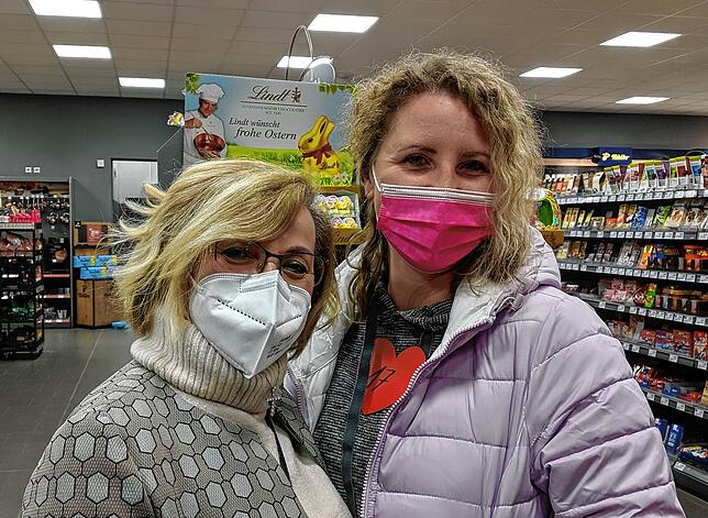 Marina (53) aus Radolfzell und Simone (41) aus Mühlhausen-Ehingen fanden das Single-Shopping toll und wären bei einem nächsten Mal gerne ...