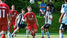Torfabrik des FC Schlüchttal: Nico Reichardt (hinten, links) und Marvin Kalt (Mitte) erzielten gemeinsam über die Hälfte aller Tore des ...
