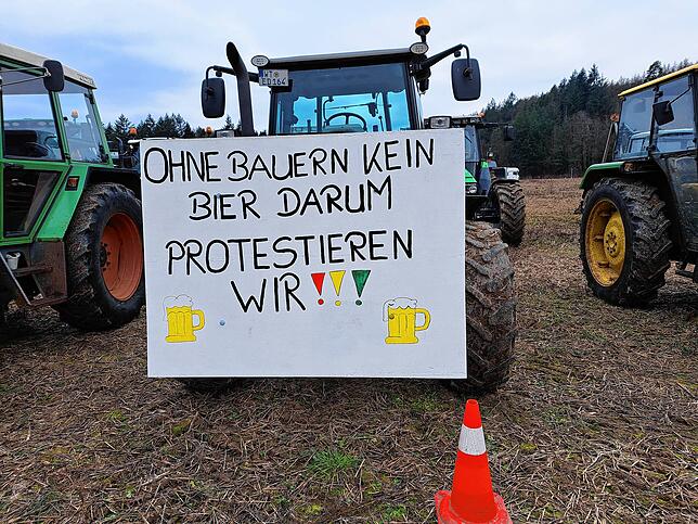 Bild 11: Protest der Landwirte &ndash; Bilder der Sternfahrt nach Horheim am Montag
