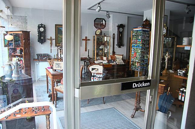 Von der Stadtmitte in die untere Mittelstadt ist das Antiquitätenhaus Kaczmarek umgezogen.