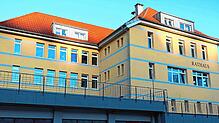 Die Schönwälder Tourist-Info wird ausgebaut. Untergebracht ist sie im Rathaus des Kurorts und ist künftig auch am Wochenende besetzt. ...