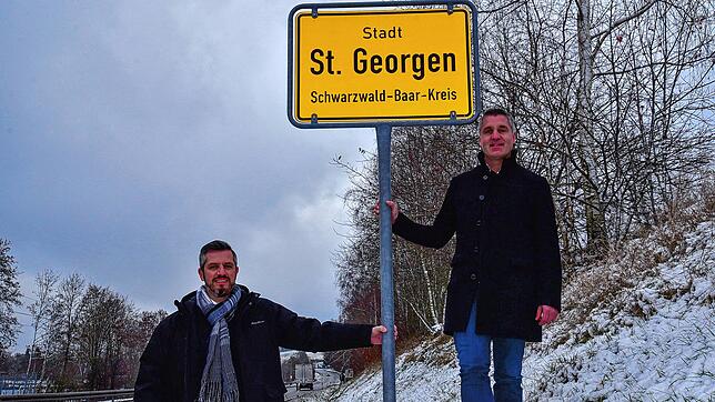 Die Geschäftsführer der Firma Wahl, Gökhan Yilmaz (links) und Jörg Burger. Der Hersteller von Haarschneidemaschinen errichtet in St. ...