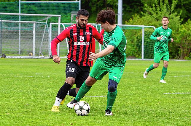 Bild 10: FC Bodman-Ludwigshafen gewinnt beim TSV Aach-Linz mit 4:2. Wir waren mit der Kamera dabei!