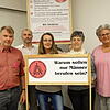 Sie fordern die Gleichberechtigung von Mann und Frau in der Kirche (v. l.): Bernhard Scherer, Pfarrgemeinderatsvorsitzender, Klaus ...