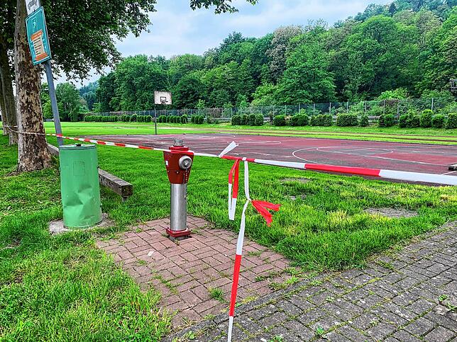 Auch das Basketballfeld in Öflingen darf noch nicht genutzt werden.