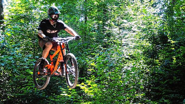 Simon Manske ist seit Oktober beim Mountainbiken dabei. Mittlerweile ist er im Vorstandsteam für den Bike Trail.