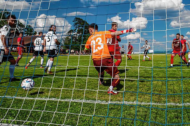 Bild 10: FC Schlüchttal feiert Meistertitel mit 5:0-Sieg gegen den FC Grießen &ndash; und wir haben Bilder!