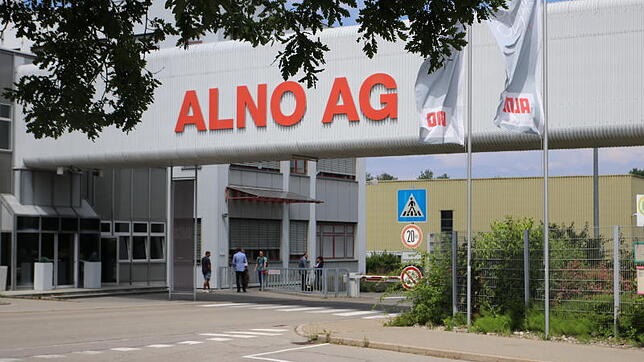 Die Alno&nbsp;AG macht einen Rückzieher: Die Anträge auf Eigenverwaltung im vorläufigen Insolvenzverfahren werden freiwillig zurückgenommen.