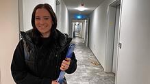 Celine Weigand von der Firma Bauprojekta verwaltet die Mikroapartments. Sie ist zufrieden mit der Nachfrage.