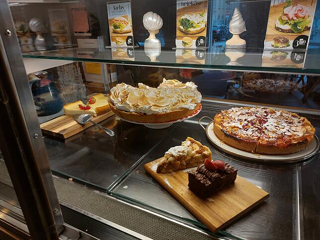 Das Kuchenangebot im Schuler&lsquo;s ist klein, aber fein.